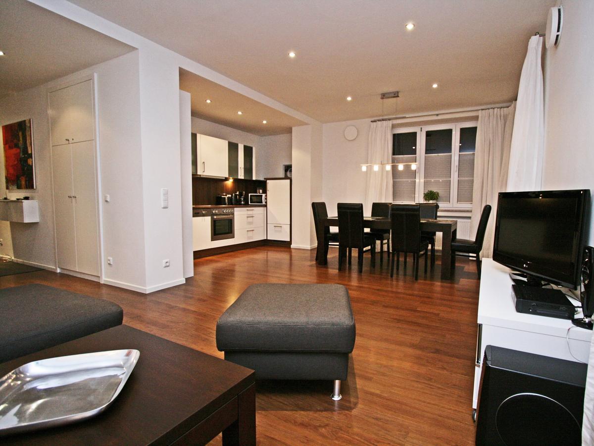 Ferienwohnung Am Kurpark -Wohnung 2,90Qm- ガルミッシュ・パルテンキルヒェン エクステリア 写真