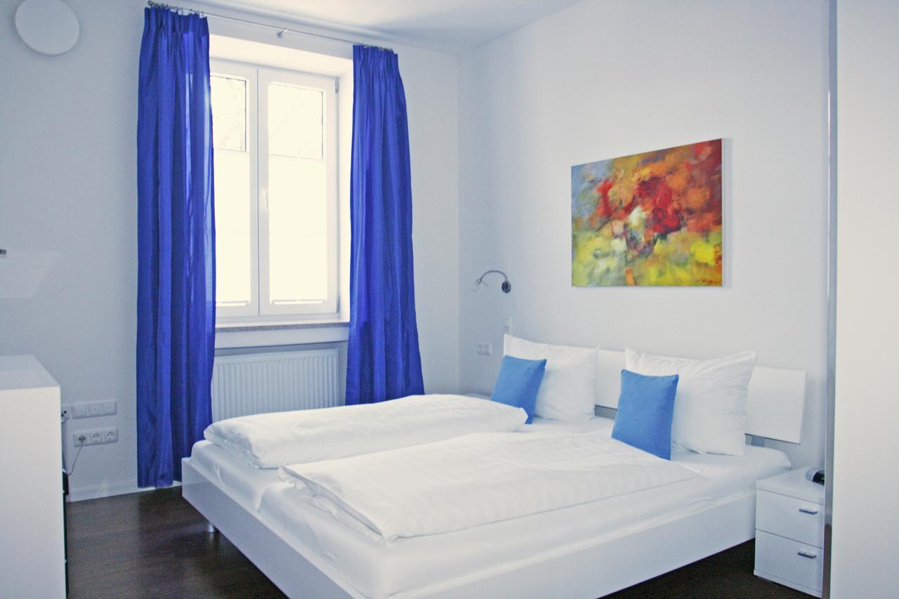 Ferienwohnung Am Kurpark -Wohnung 2,90Qm- ガルミッシュ・パルテンキルヒェン エクステリア 写真