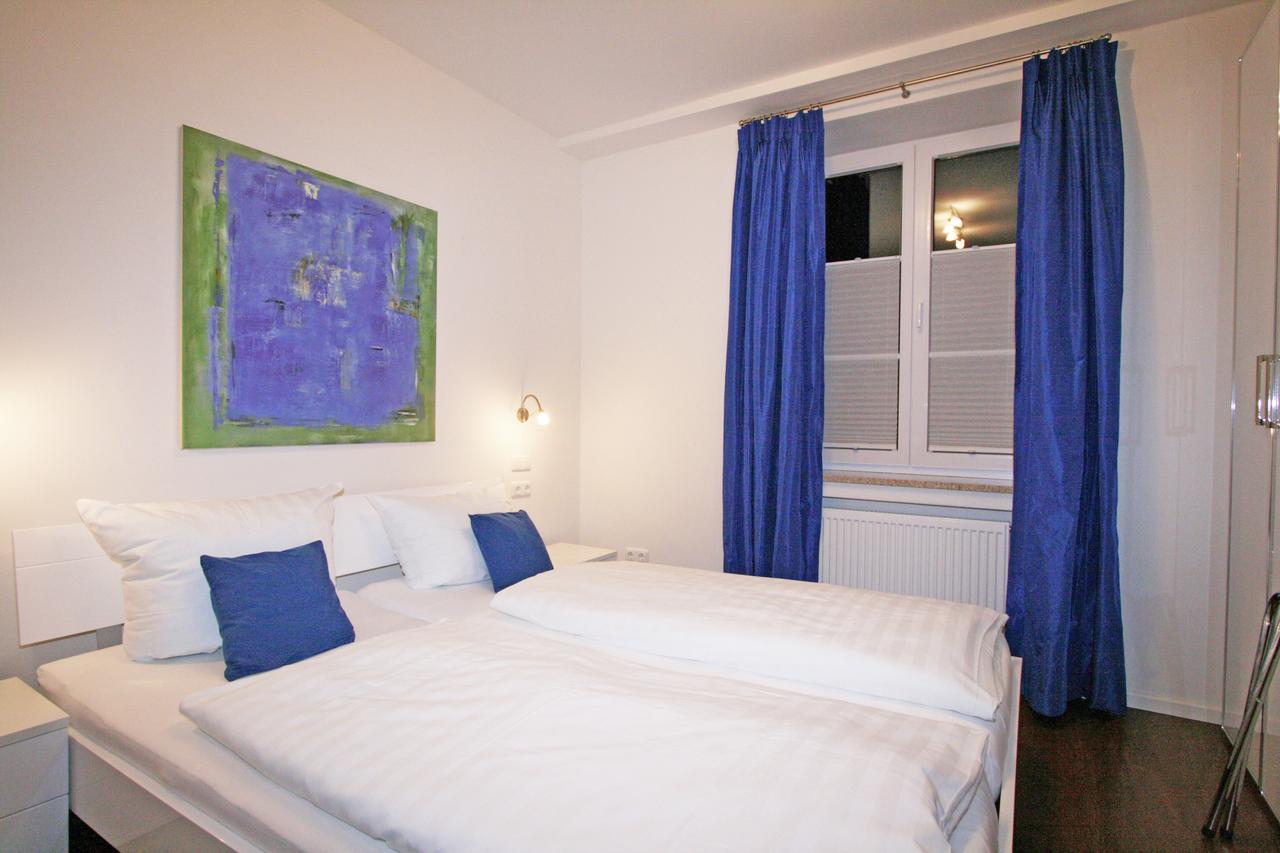 Ferienwohnung Am Kurpark -Wohnung 2,90Qm- ガルミッシュ・パルテンキルヒェン エクステリア 写真